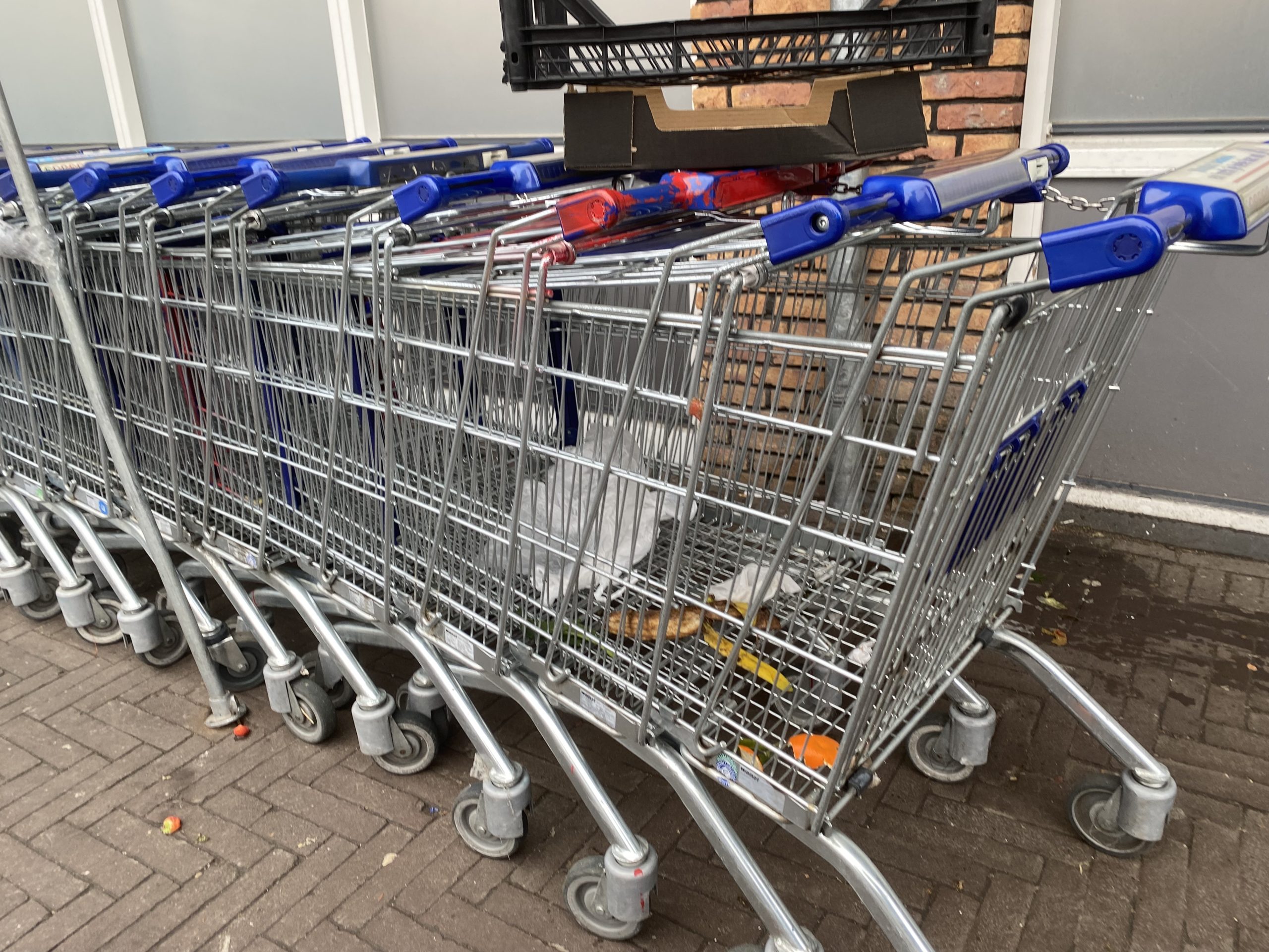 Audioverhaal: Overlast rondom Omur supermarkt houdt aan