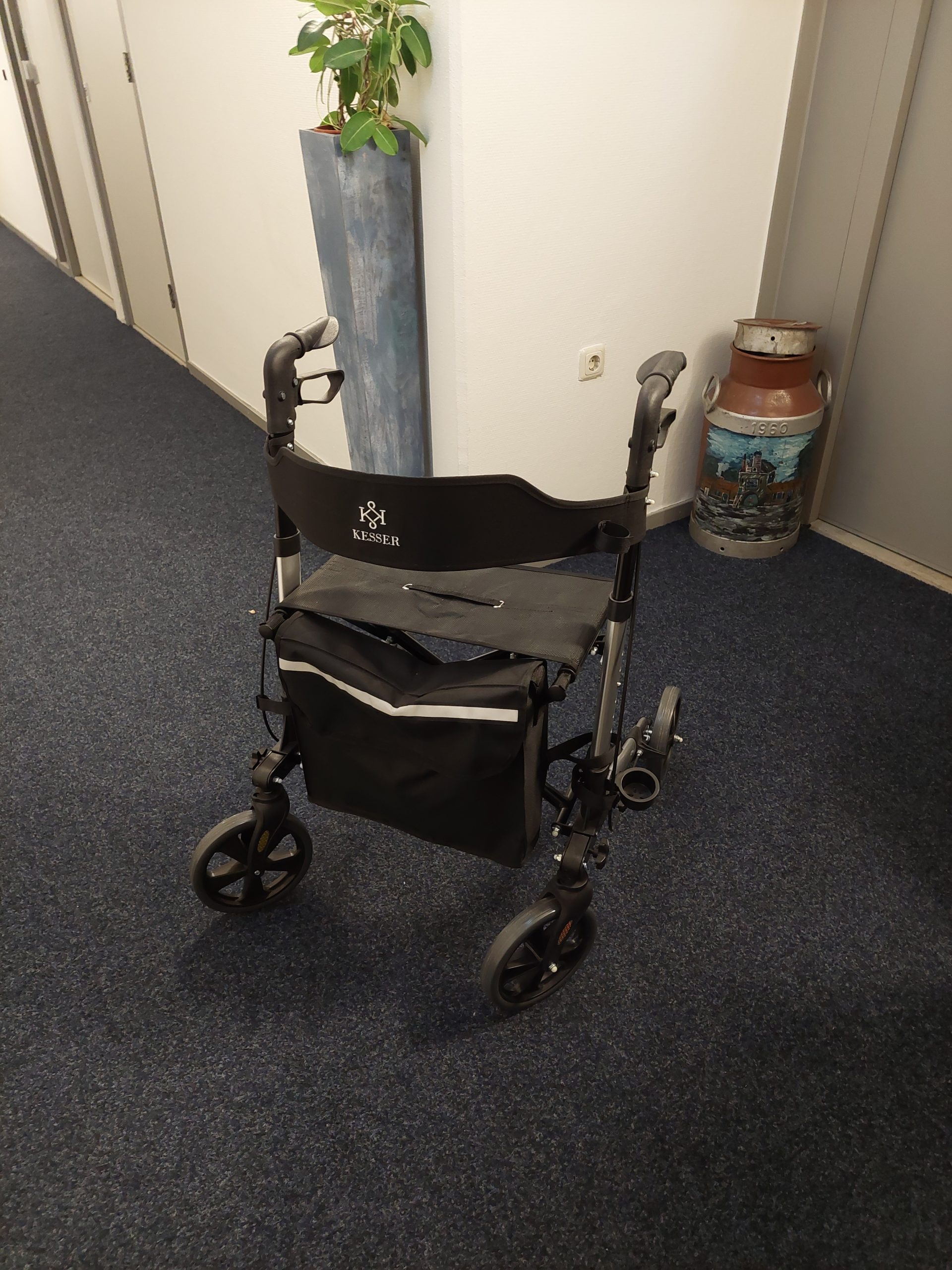 Weer rollator gestolen in Stadsdennen: “Het is hier niet veilig”